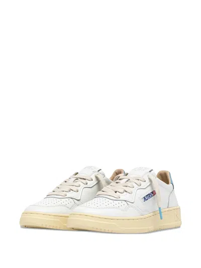 Autry Medalist Low Sneakers In White And Light Blue Leather In Multi