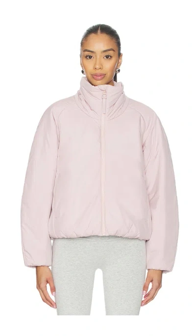 Beyond Yoga Warm Up Puffer Jacket In Pink