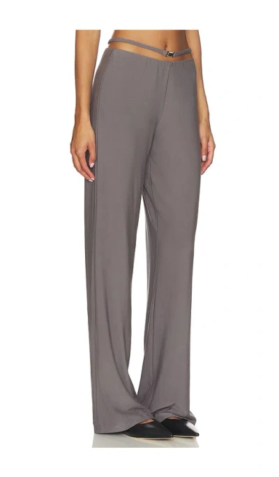 Madison The Label Windsor Straight Leg Pant In Gray