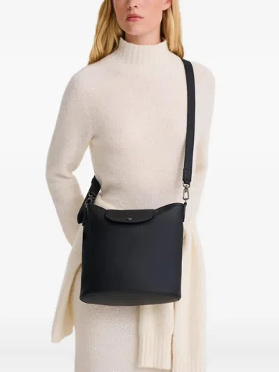 Longchamp Le Pilage Xtra Black Medium Shoulder Strap With Removable Shoulder Strap And Embossed Lgoo On The Fr In Black
