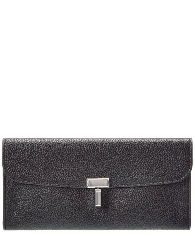 Totême Toteme T-lock Leather Continental Wallet In Black