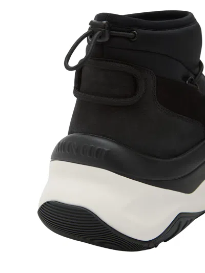 Moon Boot Sneaker With Zip Closure In Black