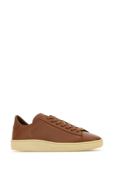 Valentino Garavani Royco Trainer In Nappa Calfskin In Tobacco