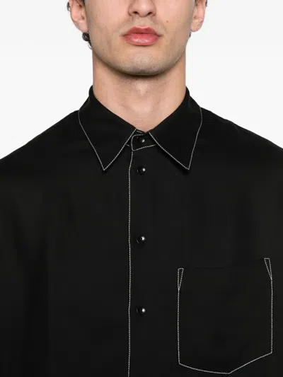 Sandro Contrast-stitching Shirt In Black