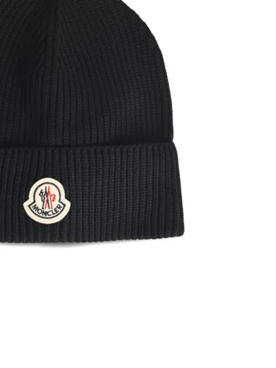 Moncler Ribbed Texture Wool Hat Winter Style In Black