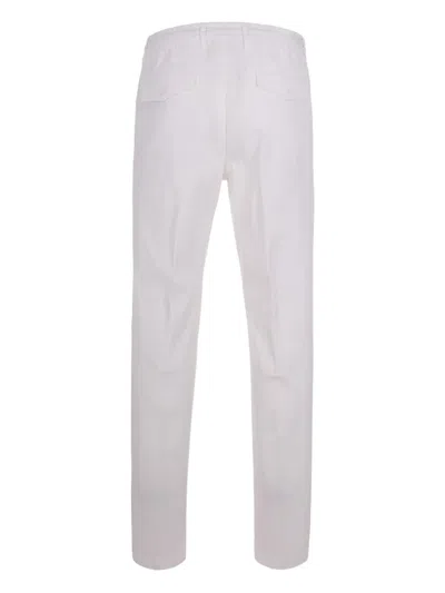 Eleventy Casual Pants With Belt Loops In Pink