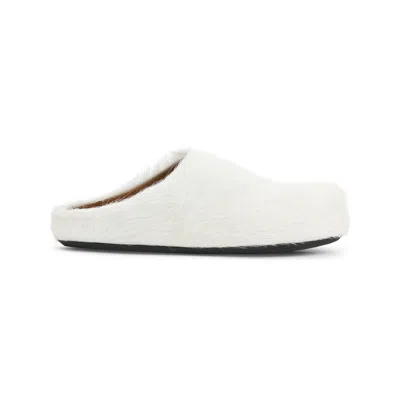 Marni Fussbett Sabot In White