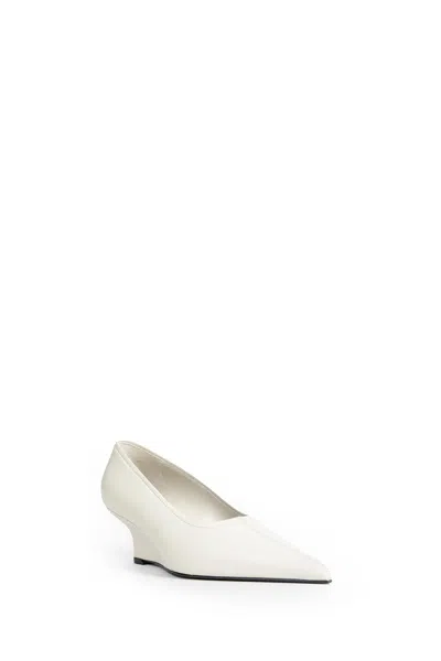 Totême Toteme Pointed Nappa Leather Wedge Pumps In White