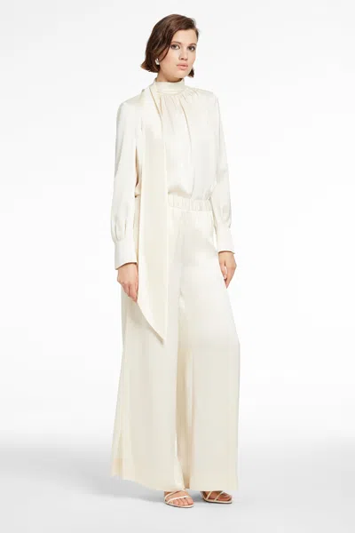 Toccin Veronica Long Sleeve Pussy-bow Blouse In White