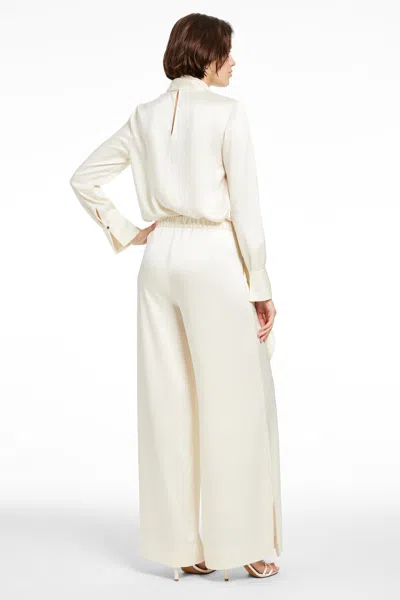 Toccin Veronica Long Sleeve Pussy-bow Blouse In White