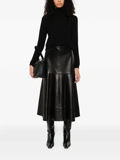 Gran Sasso Roll-neck Sweater In Black