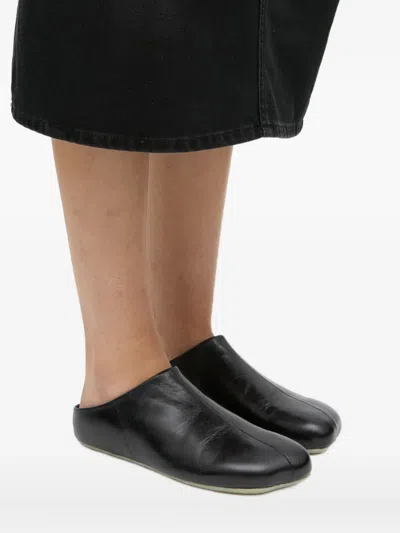 Mm6 Maison Margiela Stitched Leather Flat Mules In Black
