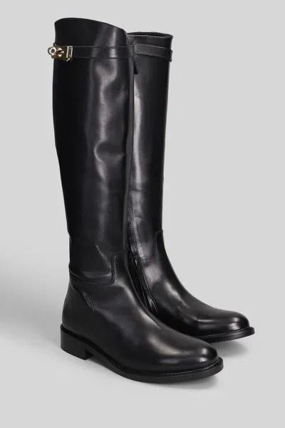 Metisse Low Heels Boots In Black