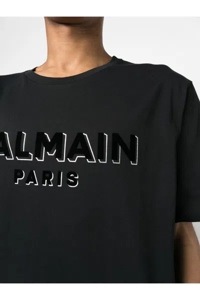 Balmain Oversized Textured Logo T-shirt In Silver