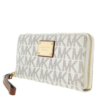 Michael Kors Michael  Jet Set Travel Logo Continental Wallet In White