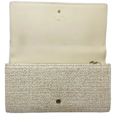 Pre-owned Chanel Off-white Canvas Long Wallet (bi-fold) ()