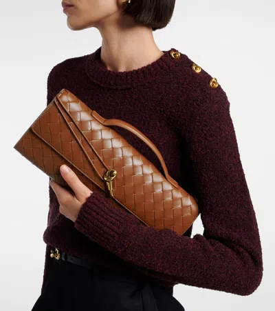 Bottega Veneta Intrecciato Leather Clutch In Brown