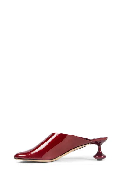 Loewe Toy Mule In Soft Patent Lambskin In Red