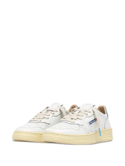 Autry Medalist Low Sneakers In White And Light Blue Leather In White