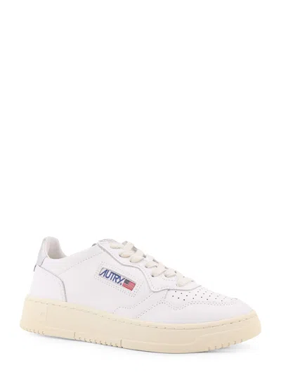 Autry Medalist Leather Low-top Sneakers In Multi