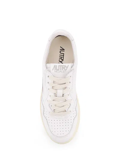 Autry Medalist Leather Low-top Sneakers In White