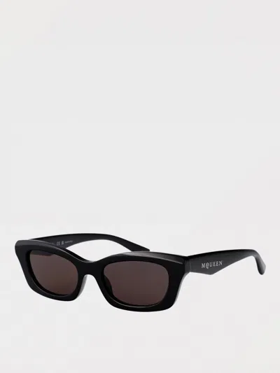 Alexander Mcqueen Geometric-frame Sunglasses In Black