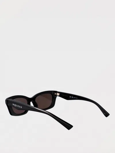 Alexander Mcqueen Geometric-frame Sunglasses In Black