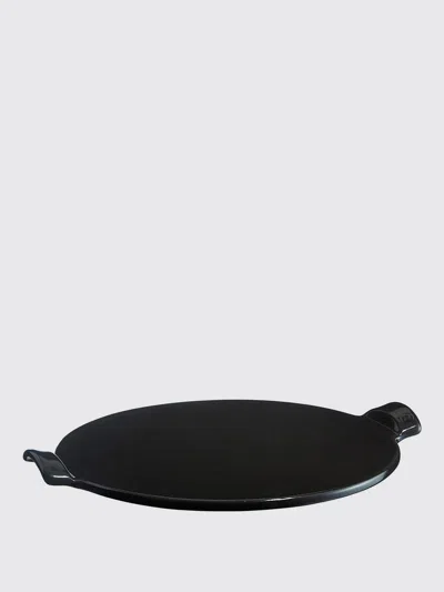 Emile Henry Dishware Lifestyle  In Black