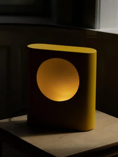 Raawii Floor Lamps Lifestyle  In Yellow