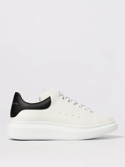 Alexander Mcqueen White And Black Low-top Sneakers With Chunky Sole And Contrasting Heel Tab In Leather Man In Multi
