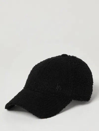 New Era Hat Woman  In Black