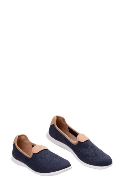 Revitalign Antigua Orthotic Loafer In Gray