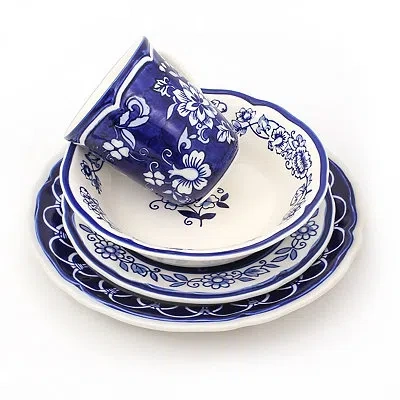 Kirkland's Dinnerware Set In Blue