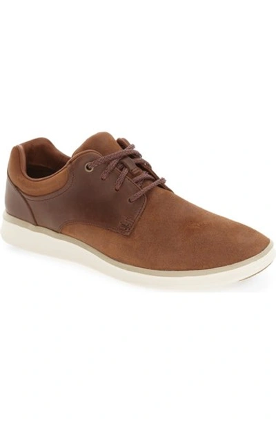 Shop Ugg 'hepner' Sneaker In Chestnut