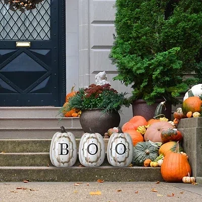 Kirkland's Scrollwork Boo Pumpkins In Multi