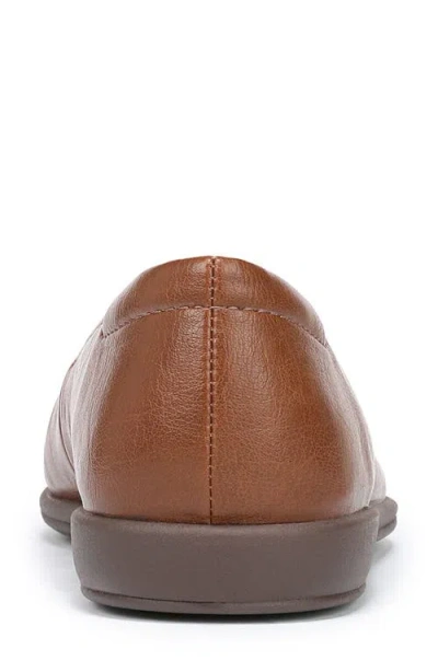 Naturalizer Soft Flex Ballet Flat In Brown