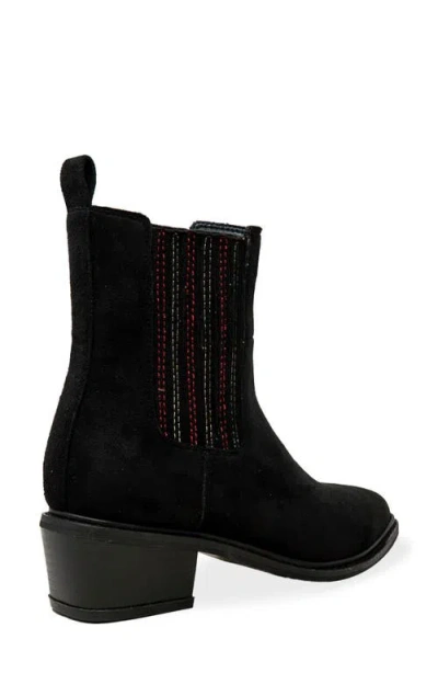 Chase & Chloe Chase And Chloe Western Block Heel Chelsea Boot In Black