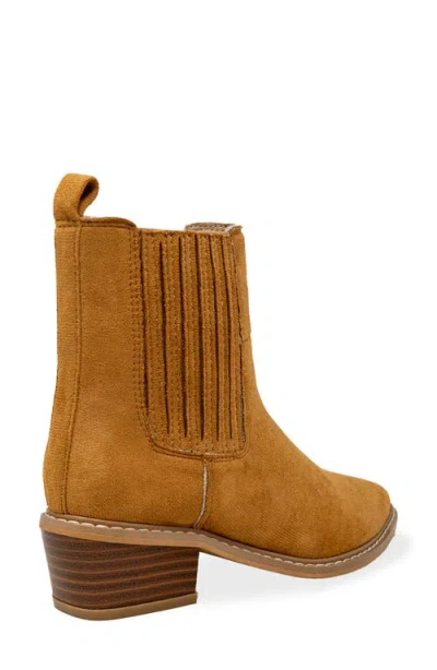 Chase & Chloe Chase And Chloe Western Block Heel Chelsea Boot In Brown