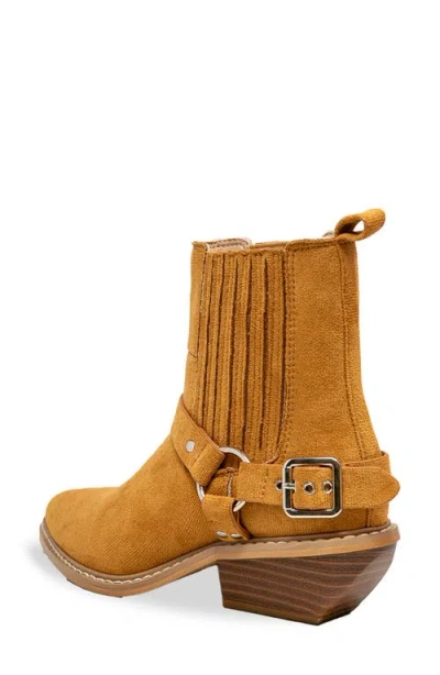 Chase & Chloe Chase And Chloe Yareli Western Buckle Chelsea Boot In Brown