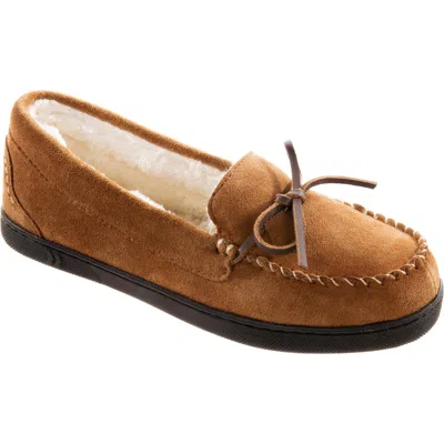 Isotoner Suede Faux Shearling Line Slipper In Brown