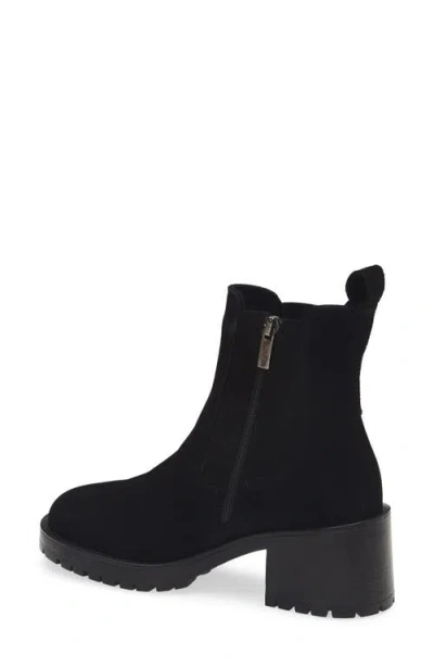 La Canadienne Wave Lug Sole Chelsea Boot In Black