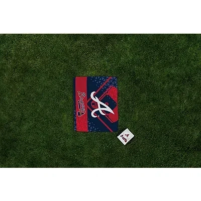 Kirkland's Atlanta Braves Picnic Blanket & Drawstring Bag Set In White