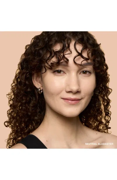 Bobbi Brown Weightless Skin Oil-controlling Foundation Spf 15 With Hyaluronic Acid In Neutral