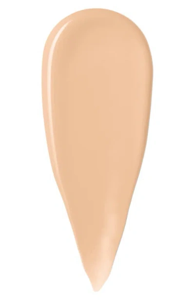 Bobbi Brown Weightless Skin Oil-controlling Foundation Spf 15 With Hyaluronic Acid In Gold