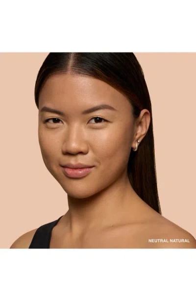 Bobbi Brown Weightless Skin Oil-controlling Foundation Spf 15 With Hyaluronic Acid In Gold