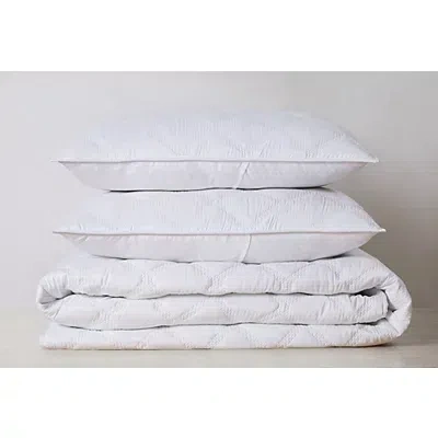 Kirkland's Truly Soft White 3d Puff 3 Piece Full/queen Quilt Set In White