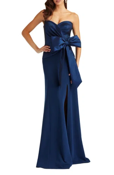 Tadashi Shoji Strapless Stretch Crepe Gown In Blue