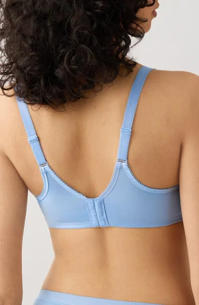 Wacoal Basic Beauty Seamless Underwire Bra In Blue