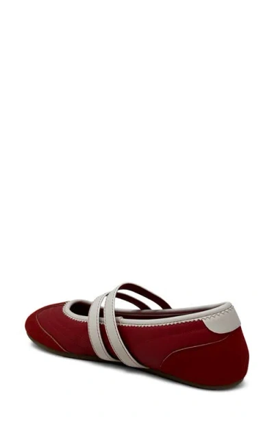Shushop Salome Flat In Red