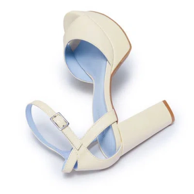 Bernardo Footwear Valeria Leather Platform Sandal In Neutral